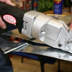 Ak3514 2 Beim Schneiden Über Doppelfalz 03