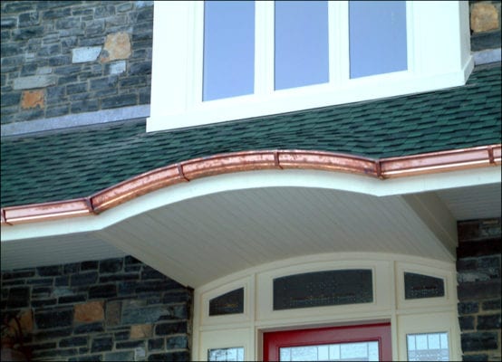 27 Curved Copper Eavestrough Gutters 14 20110128 1763798585