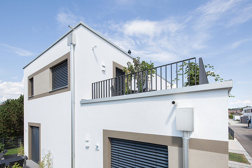 Groemo Small Flat Roof Hopper - Without Inflow - Image 2