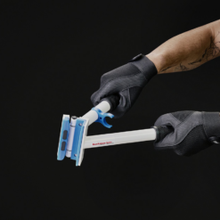 Mini Plastic Pliers Dark 8565 With Hands Preview 950X950